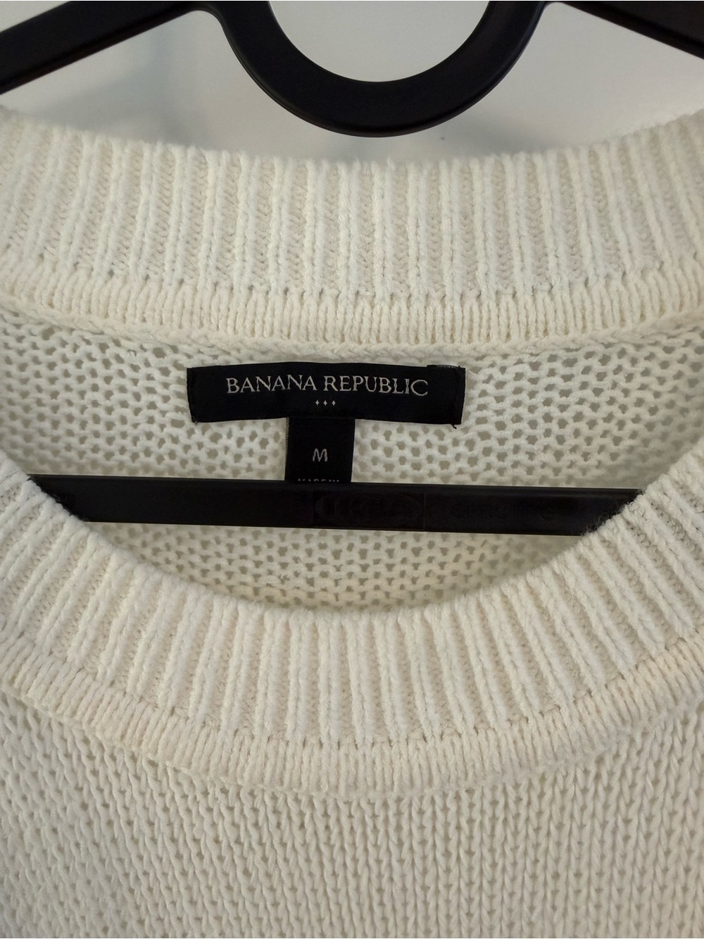 Banana Republic Lightweight Cream Crewneck Sweater - Picture 2 of 2